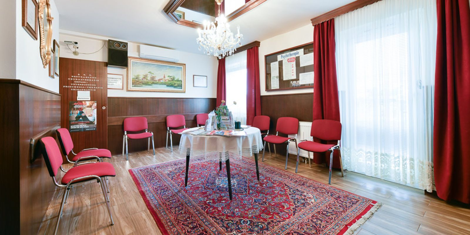 Wartezimmer der Ordination Dr. Hariri